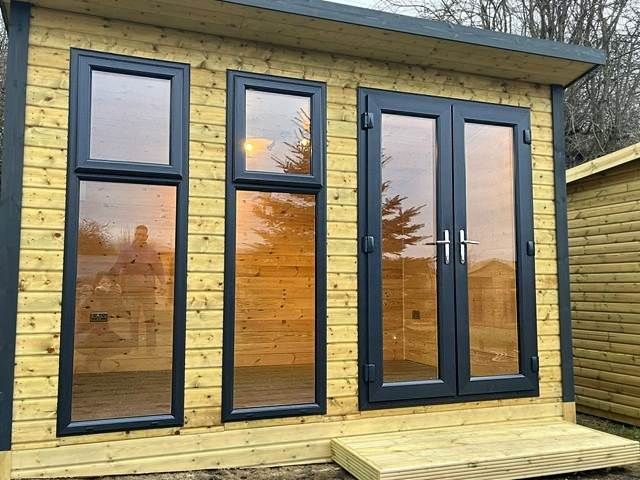 freya-upvc-studio-summerhouse-8-kireth-ai